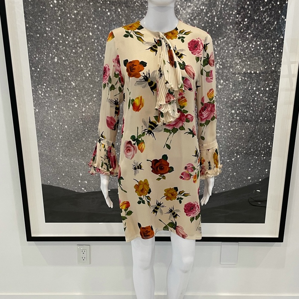 Gucci Roses and Bees Silk Shift Dress - Picture 2 of 15